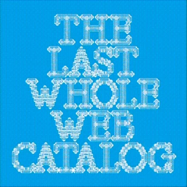 [SAVE THE DATE] ✨ Soirée de présentation du Whole Web Catalog 4 « The Last Whole Web Catalog » Un projet qui articule édition imprimée et formes interactives pour explorer les imaginaires critiques du web contemporain
.
Whole Web Catalog est un projet pédagogique collectif et annuel, conduit par les étudiant·es de 3e année de licence du secteur Design Graphique @designgraphique_ecoleartsdeco de l’École des Arts Décoratifs-PSL, et accompagné·es par les enseignant·es Elsa Aupetit et Benoît Montigné @benoitmontigne . Ce projet se déploie en deux temps complémentaires. Il consiste d’abord en la réalisation d’un ouvrage imprimé réunissant une série d’entretiens menés auprès de professionnel·les dont les pratiques interrogent les relations entre design, art et technologies numériques. Il se prolonge ensuite par la conception de formes interactives, pensées comme des prolongements critiques de ces échanges. Il s’agit d’explorer tout au long du projet les articulations entre édition et interface numérique, formes graphiques, usages du code, expérimentations visuelles et réflexions théoriques. Cette édition 2026 réunit six projets interactifs et une publication construite autour d’échanges avec des invité·es aux pratiques croisées : design, art numérique, recherche. L’intégralité du travail réalisé durant l’année sera présentée durant cette soirée de restitution.
. 
📆 Jeudi 4 juin 2026, à partir de 18h
📍 Amphithéâtre Bachelier, École des Arts Décoratifs – PSL 31 rue d’Ulm, Paris 5e
.
👉 Sur inscription : https://my.weezevent.com/soiree-de-presentation-du-whole-web-catalog-4-the-last-whole-web-catalog?
